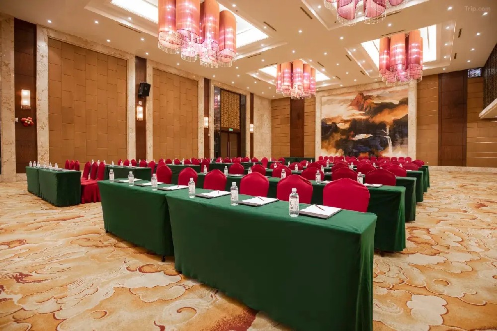 山水之境 格调会聚 | 马鞍山世纪缘泊漫，一站式高端会议团建目的地！
